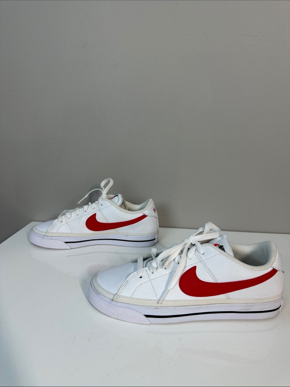 Nike Womens Court Legacy White University Red Leather Size 7.5 - Picture 3 of 15